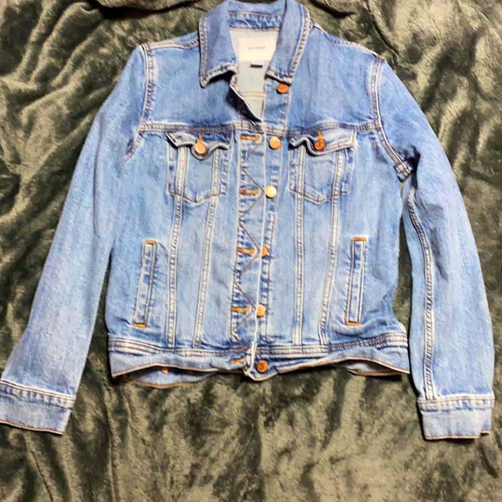 Old navy Jean jacket worn once.